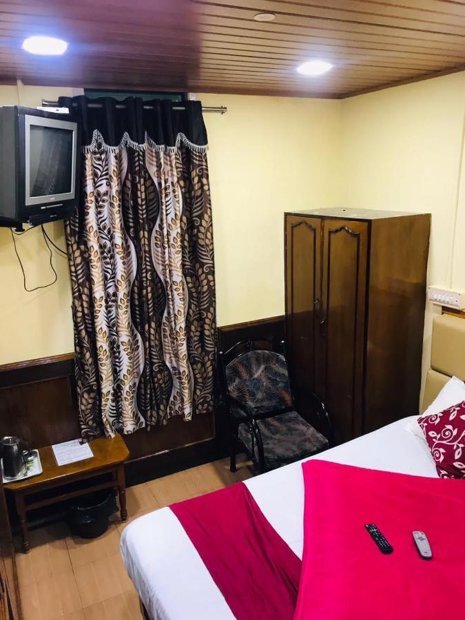 Hotel Mystique Inn Ooty Luaran gambar